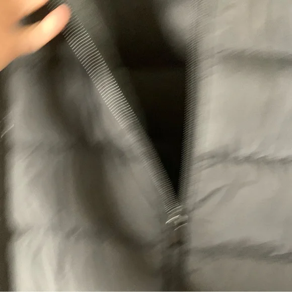 Uniqlo womens black ultra light down full zip hooded jacket with packable bag XS - Picture 6 of 9